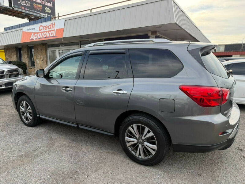 2018 Nissan Pathfinder