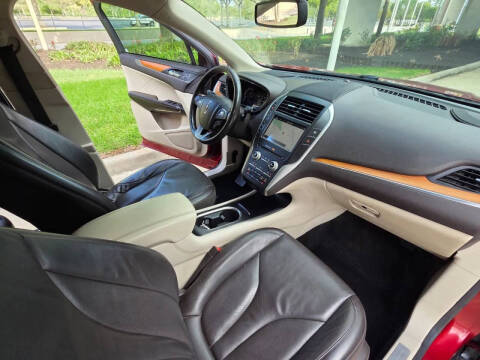 2017 Lincoln MKC Select