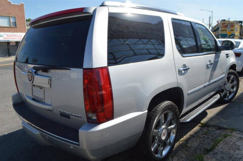 2013 Cadillac Escalade Luxury