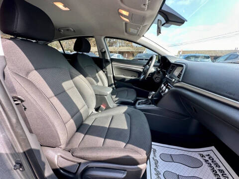 2019 Hyundai Elantra SEL