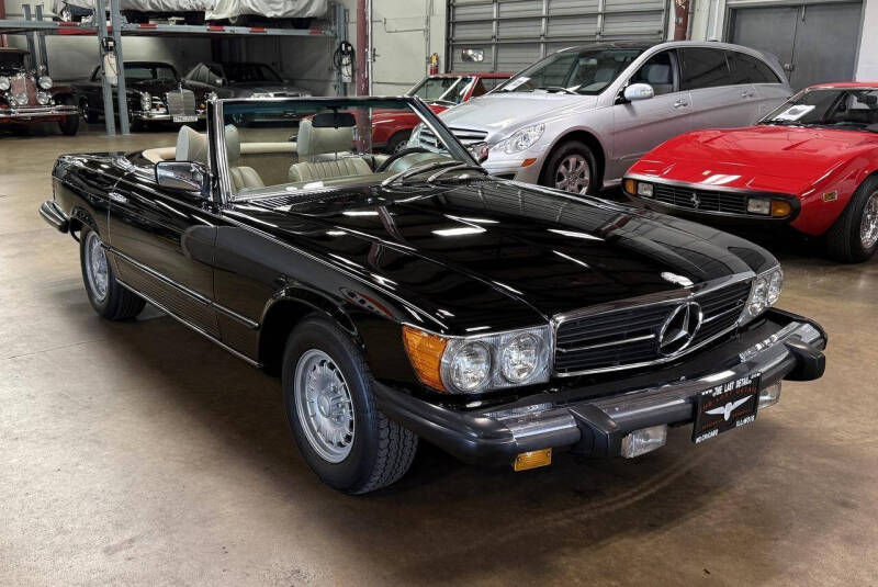 1977 Mercedes-Benz 450-Class