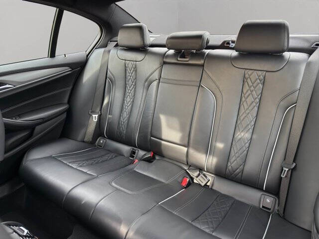 2017 BMW 5 Series 540i xDrive