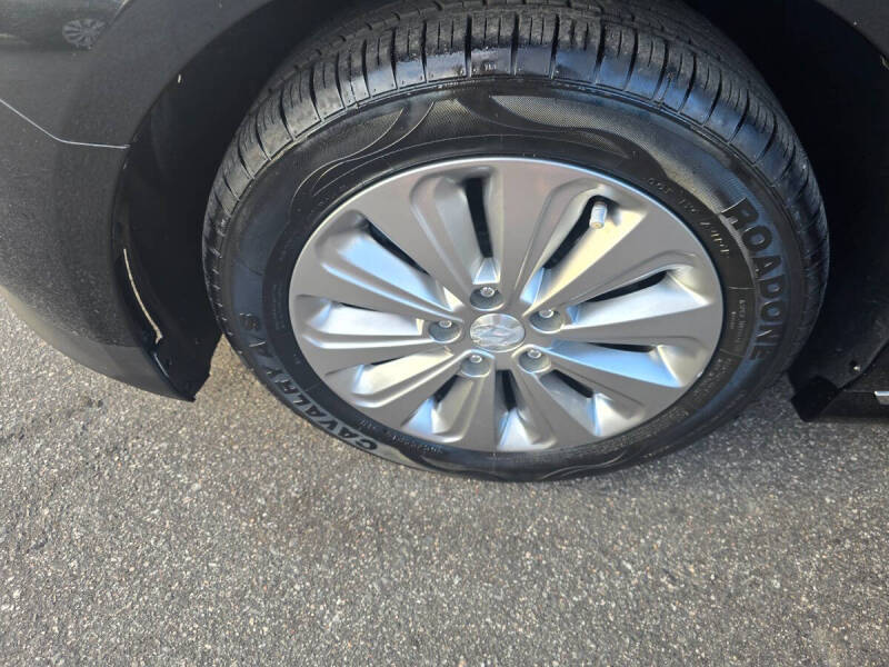 2017 Hyundai Sonata Hybrid SE