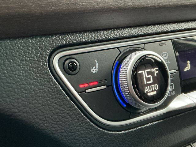 2022 Audi Q5 quattro Premium 40 TFSI