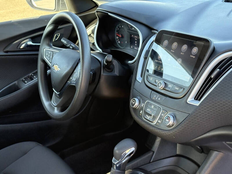 2024 Chevrolet Malibu LS