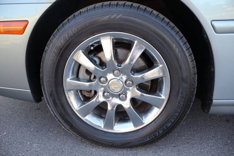 2004 Lexus ES 330