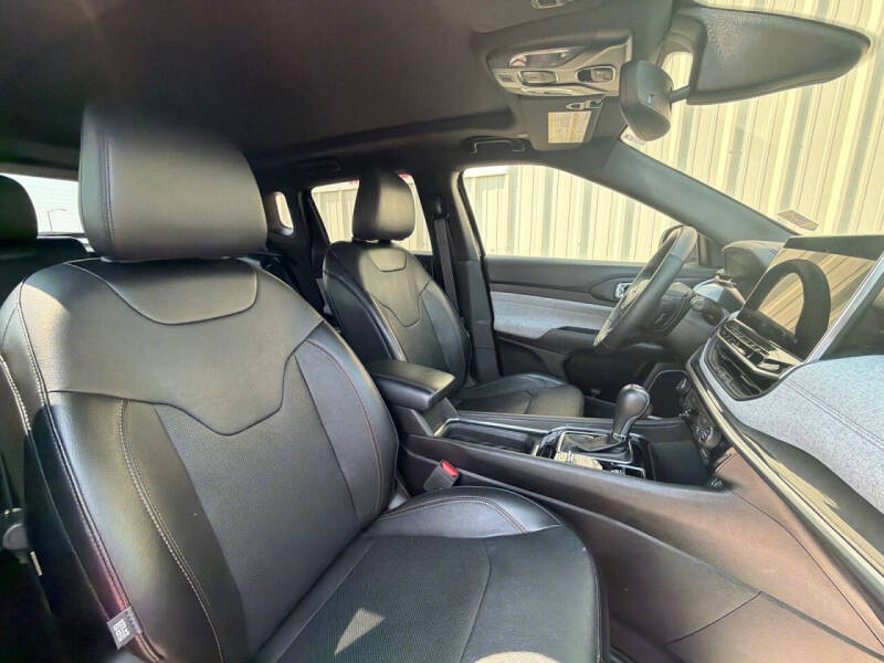 2023 Jeep Compass Latitude Lux