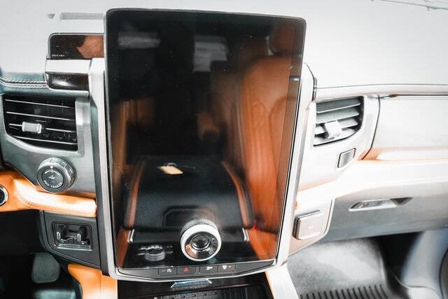 2022 Ford Expedition MAX Platinum