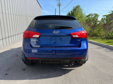 2011 Kia Forte5 SX