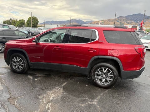 2023 GMC Acadia SLT