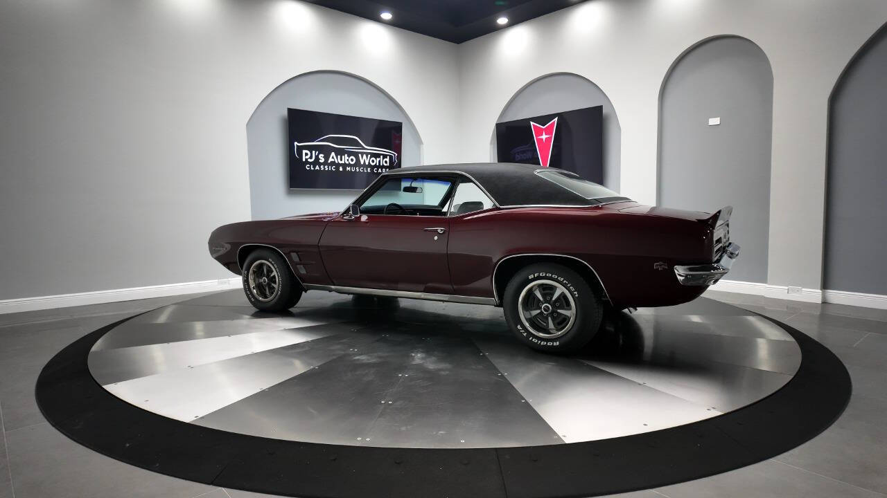 1969 Pontiac Firebird 23