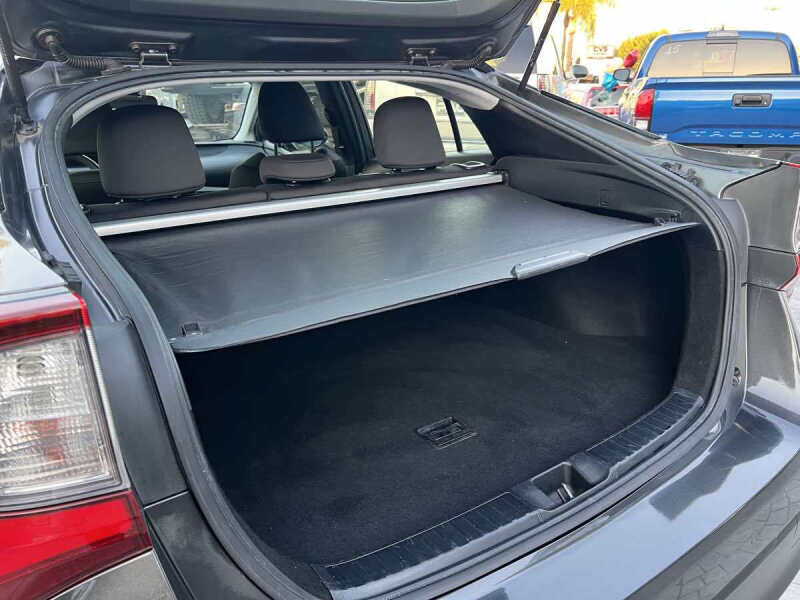 2019 Toyota Prius XLE