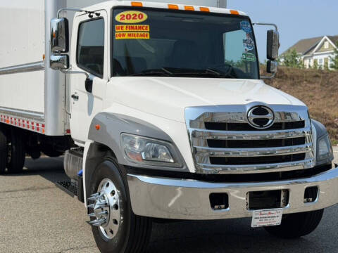 2020 Hino 268A