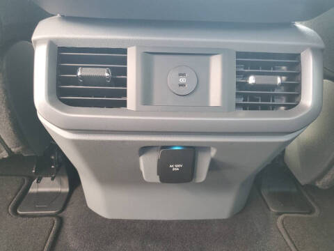 2025 Ford F-150 Lightning XLT