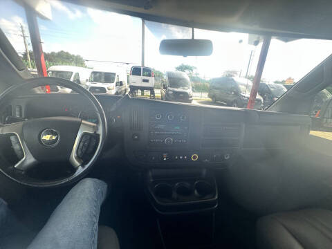 2018 Chevrolet Express 2500