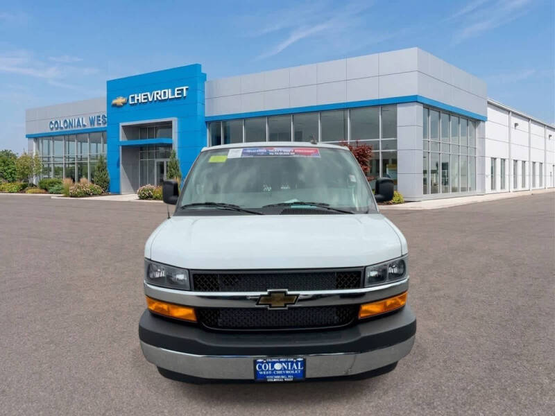 2025 Chevrolet Express 2500