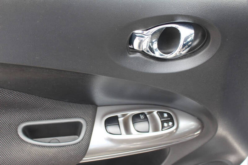 2013 Nissan JUKE S
