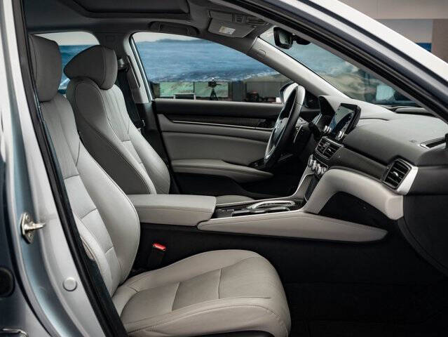 2019 Honda Accord Hybrid Touring