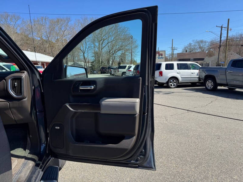 2020 GMC Sierra 1500 SLT