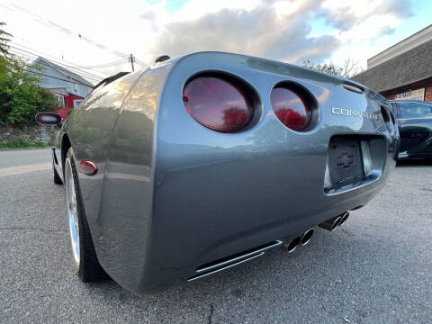 2004 Chevrolet Corvette