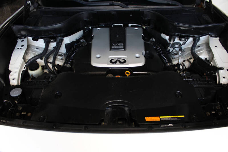 2015 Infiniti QX70