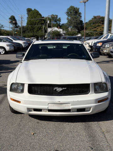 2005 Ford Mustang V6 Premium