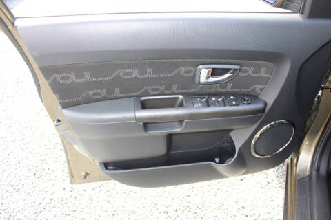 2012 Kia Soul +