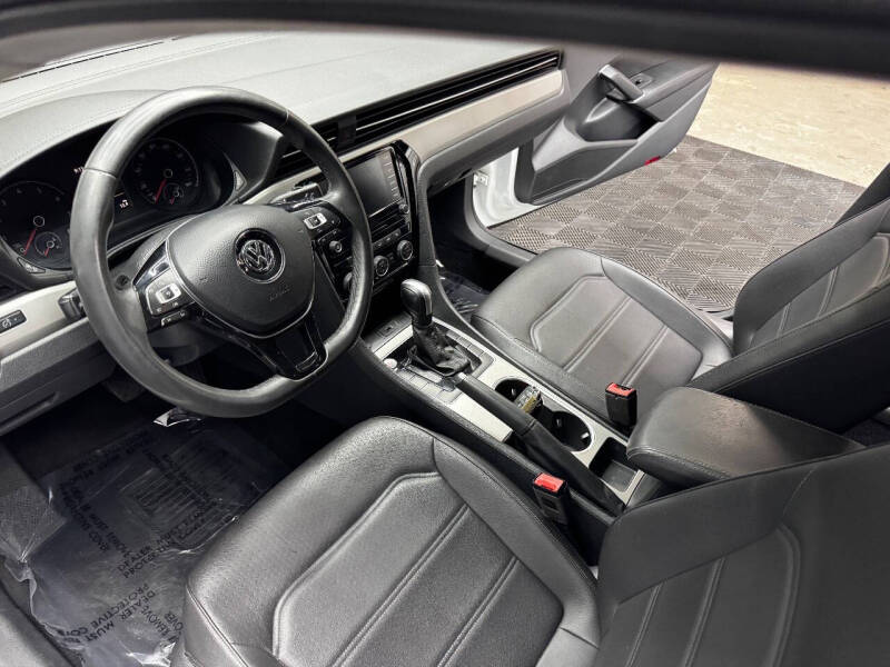 2021 Volkswagen Passat SE