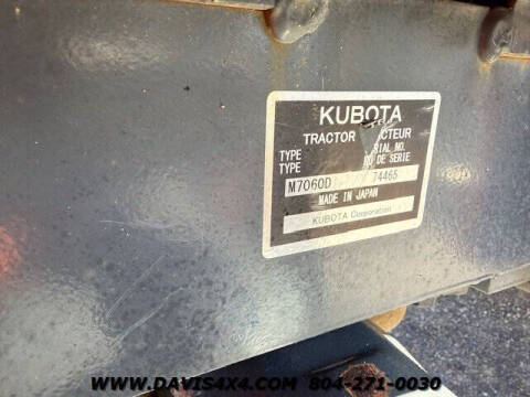 2017 Kubota M7060D 4X4 TRACTOR/LOADER