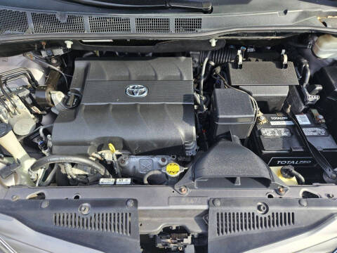 2014 Toyota Sienna