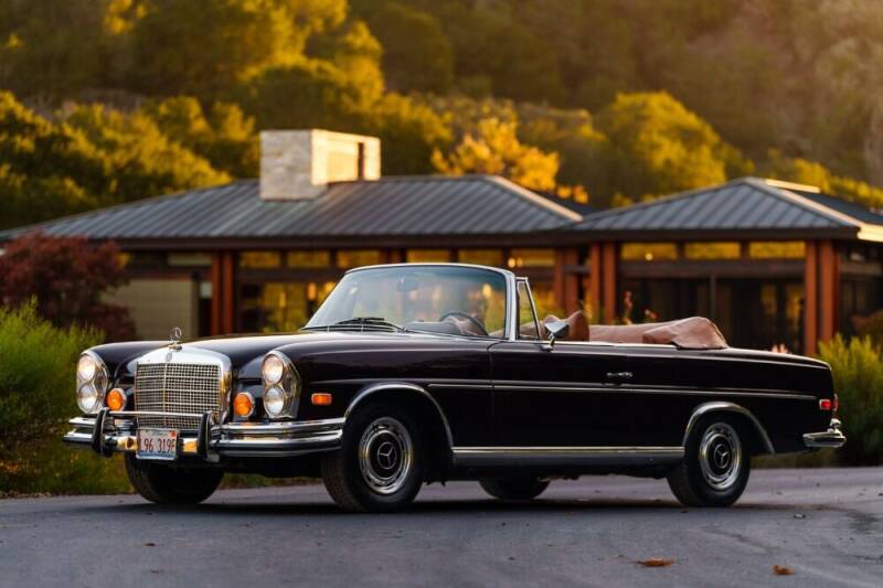 1971 Mercedes-Benz 280-Class for sale at Gullwing Motor Cars Inc in Astoria NY