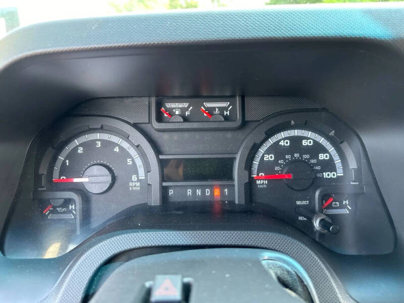 2013 Ford E-Series E-350 SD