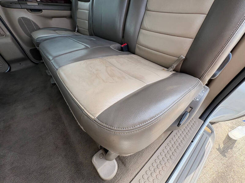 2004 Ford Excursion Eddie Bauer