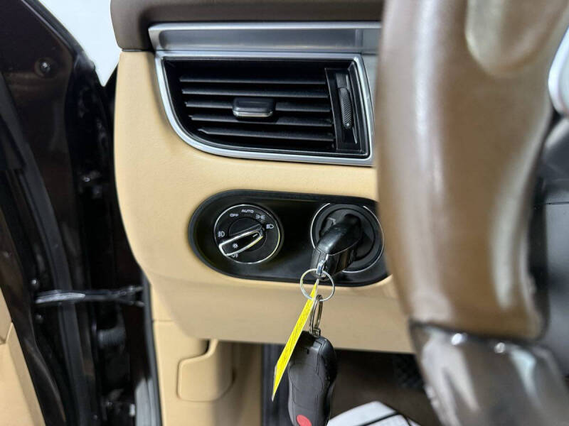 2017 Porsche Macan GTS