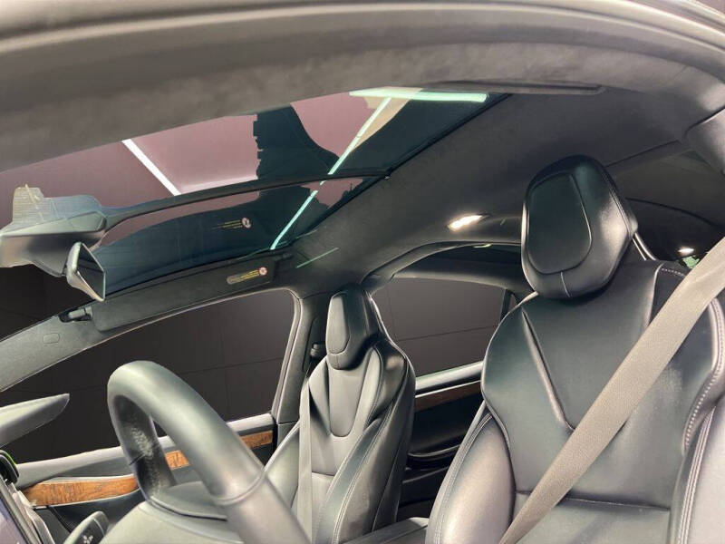 2020 Tesla Model X Long Range