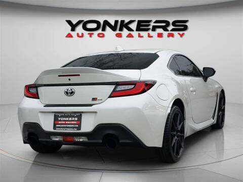 2023 Toyota GR86 Premium