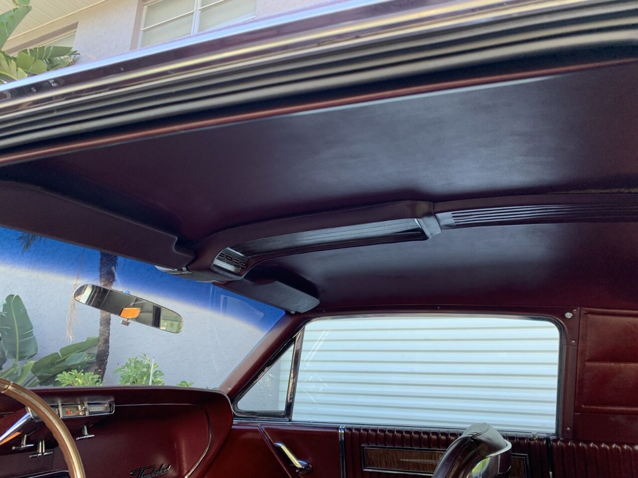 1966 Ford Thunderbird 42