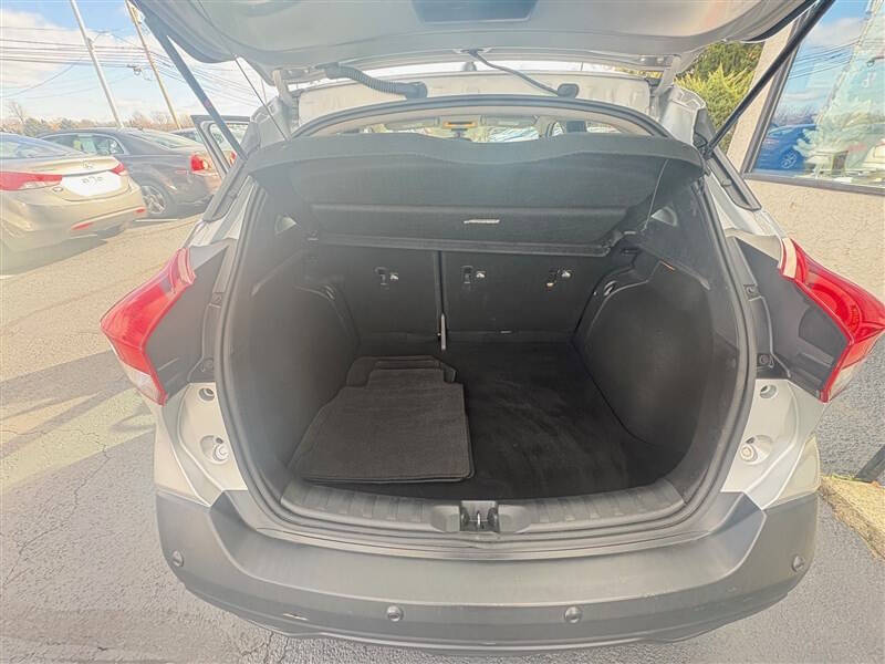 2020 Nissan Kicks SV