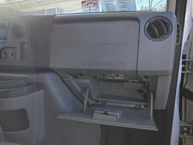 2012 Ford E-Series E-250