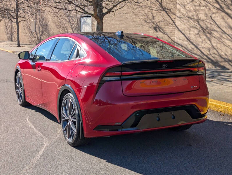 2024 Toyota Prius XLE