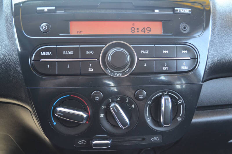 2017 Mitsubishi Mirage ES