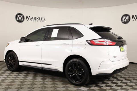 2022 Ford Edge SE