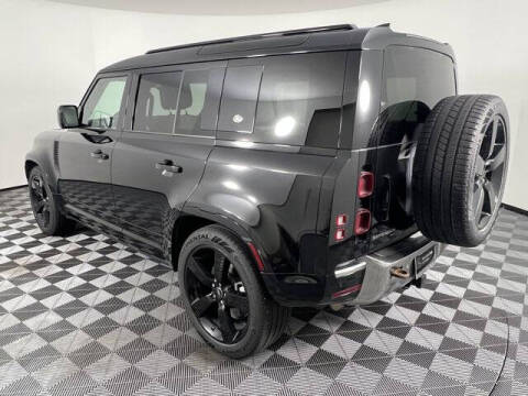 2023 Land Rover Defender 110 SE