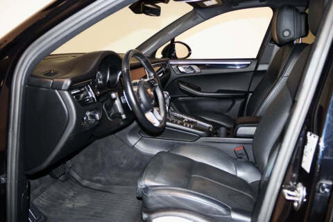 2020 Porsche Macan