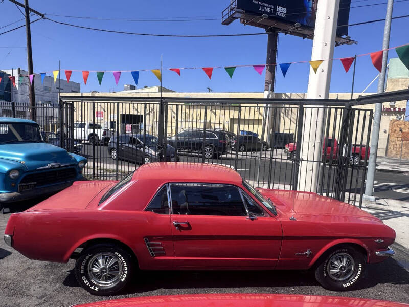 1966 Ford Mustang