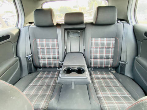 2012 Volkswagen GTI Base PZEV