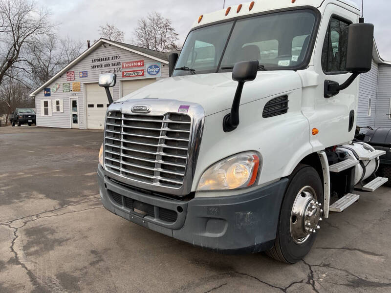 2016 Freightliner Cascadia