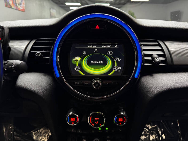 2018 MINI Hardtop 2 Door Cooper