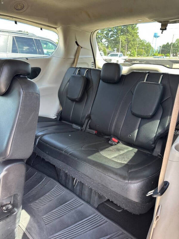 2017 Chrysler Pacifica Touring-L Plus