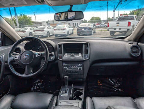 2014 Nissan Maxima